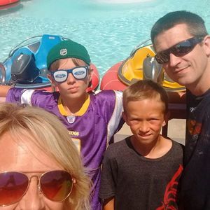 Meet your Posher, Robert